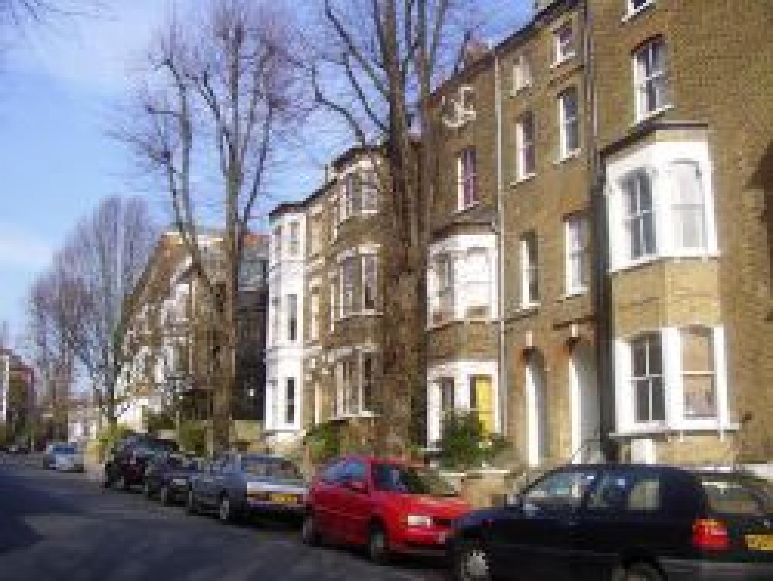 			2 Bedroom, 1 bath, 1 reception Flat			 South Hill Park, HAMPSTEAD HEATH NW3 NW3